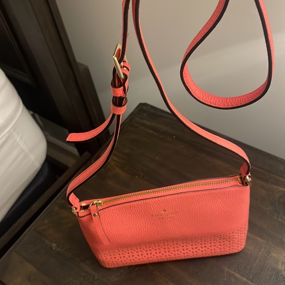 Kate Spade Purse - Picture 2 of 4